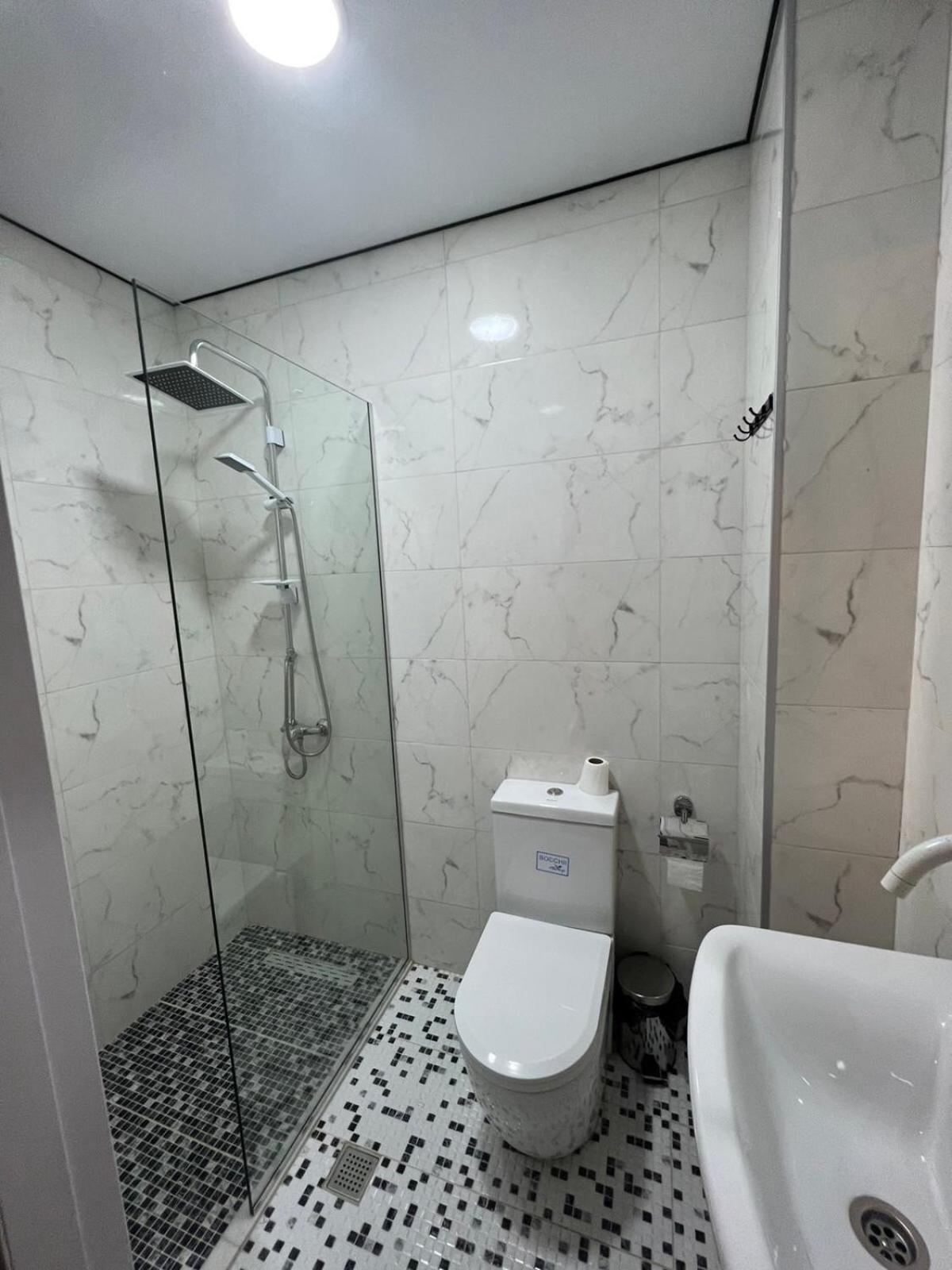 Natali Boutique Hotel Tiflis Habitación foto
